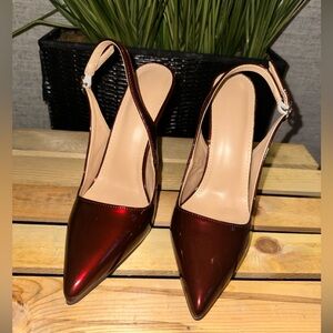 Burgundy Red Glossy Strap-back heels